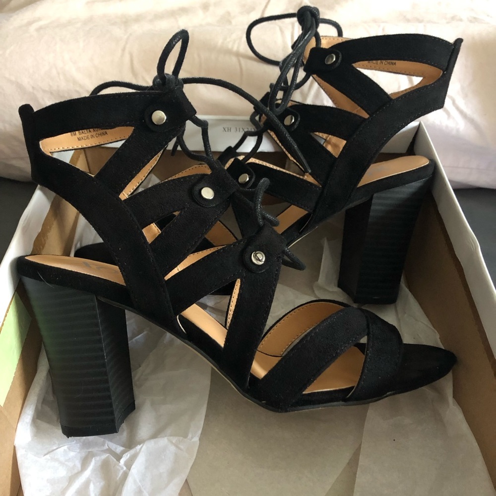 XOXO Black Sz 8 Shoes